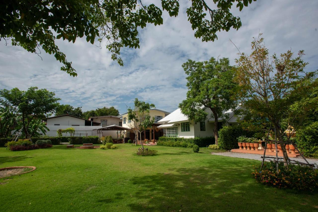 Baan Suan Krung Kao Otel Phra Nakhon Si Ayutthaya Dış mekan fotoğraf