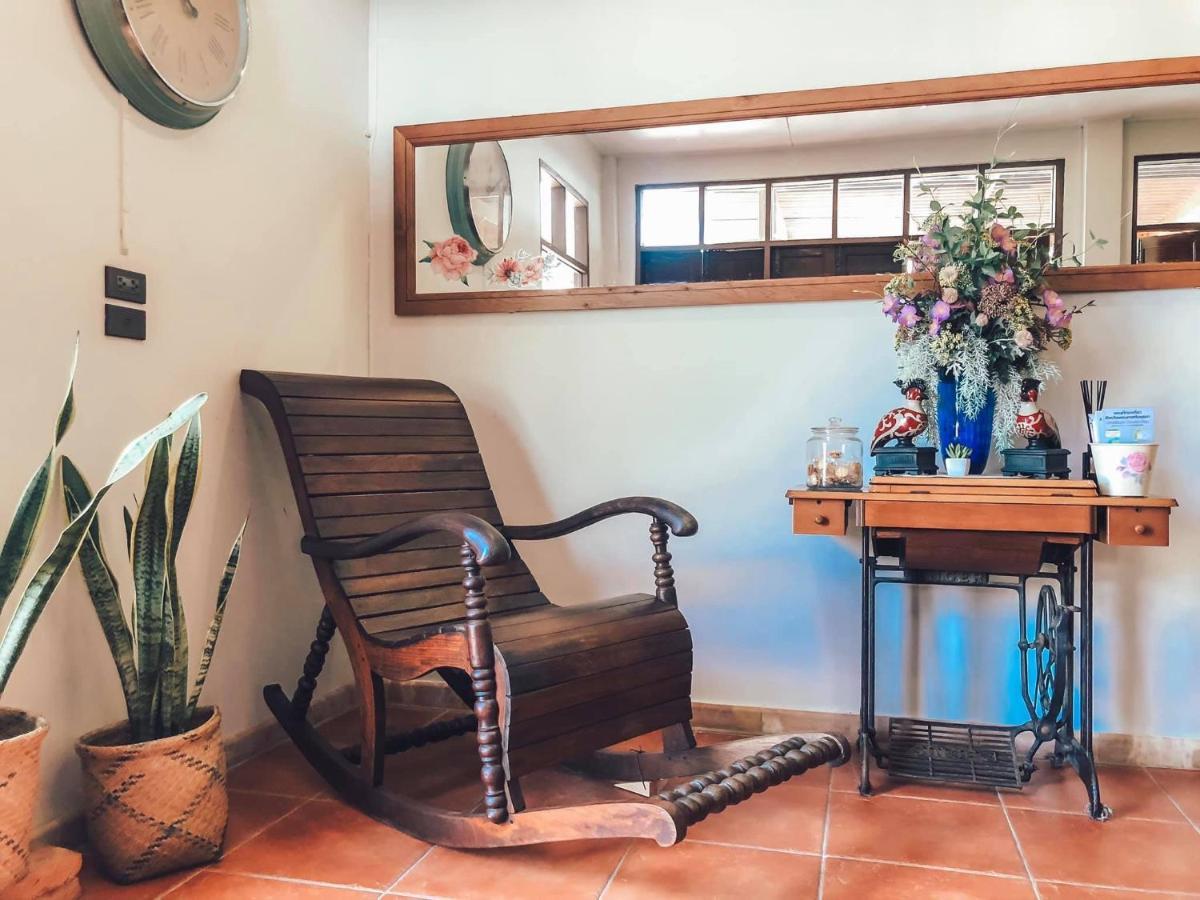 Baan Suan Krung Kao Otel Phra Nakhon Si Ayutthaya Dış mekan fotoğraf