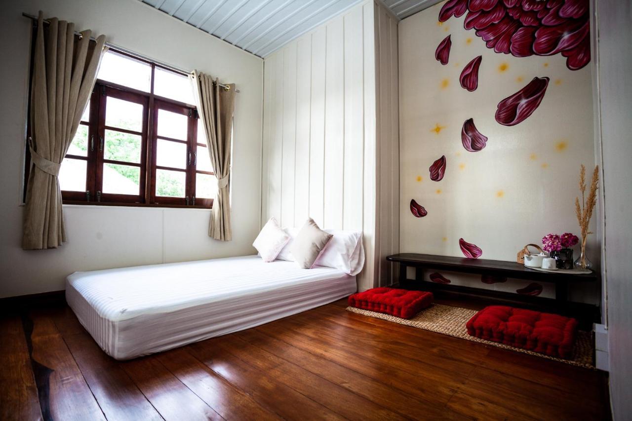 Baan Suan Krung Kao Otel Phra Nakhon Si Ayutthaya Dış mekan fotoğraf